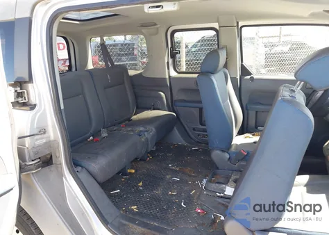 2004 Honda Element Lx z USA, uszkodzony, nr VIN 5J6YH28334L026189